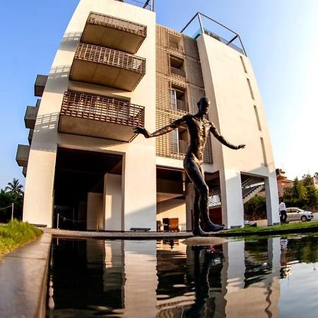 Holiday Inn & Suites Bengaluru Whitefield Exterior foto